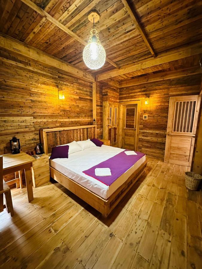 Отель Winwood Элла Экстерьер фото